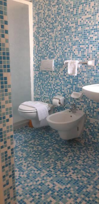 Vegan B&B Meuble Adriana Sirmione Zewnętrze zdjęcie